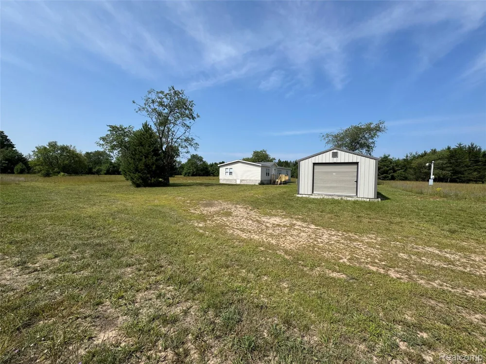 8845 Country Road NE Rapid River Township, MI 49659