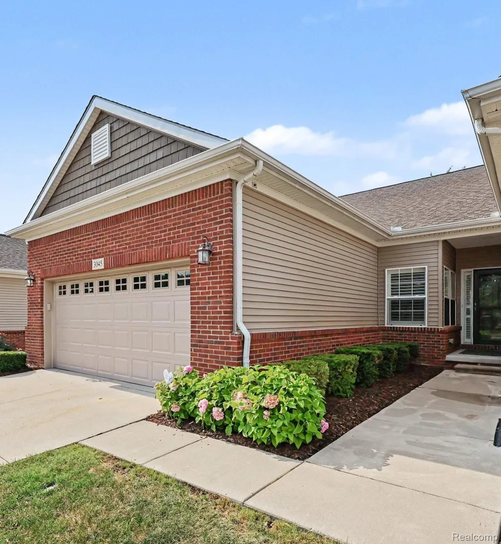 3045 Bridgewater Road #5 Auburn Hills City, MI 48326