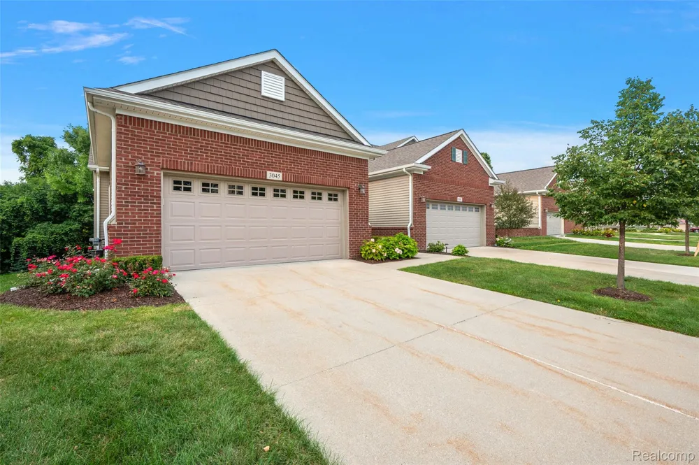 3045 Bridgewater Road #5 Auburn Hills City, MI 48326