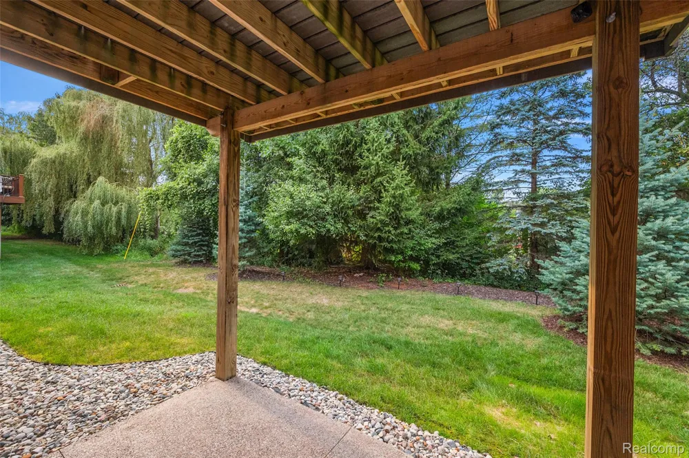 3045 Bridgewater Road #5 Auburn Hills City, MI 48326