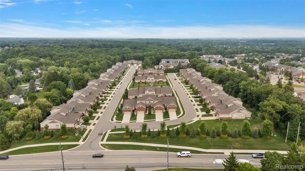 3045 Bridgewater Road #5 Auburn Hills City, MI 48326