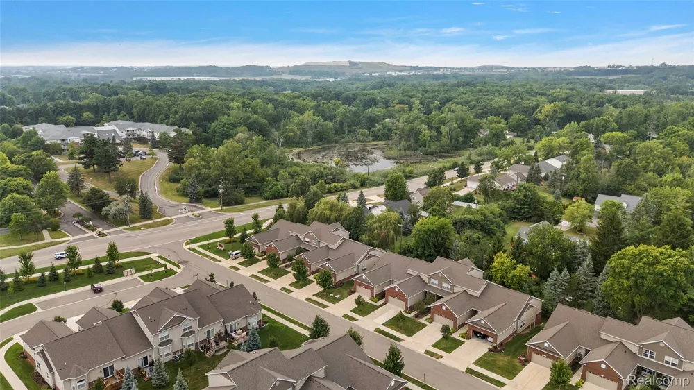 3045 Bridgewater Road #5 Auburn Hills City, MI 48326