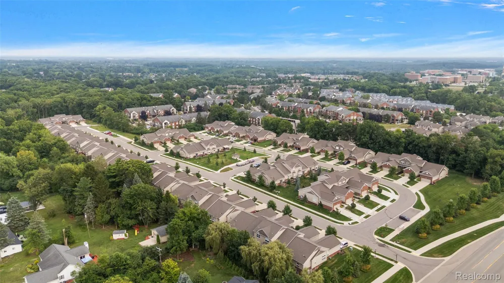 3045 Bridgewater Road #5 Auburn Hills City, MI 48326
