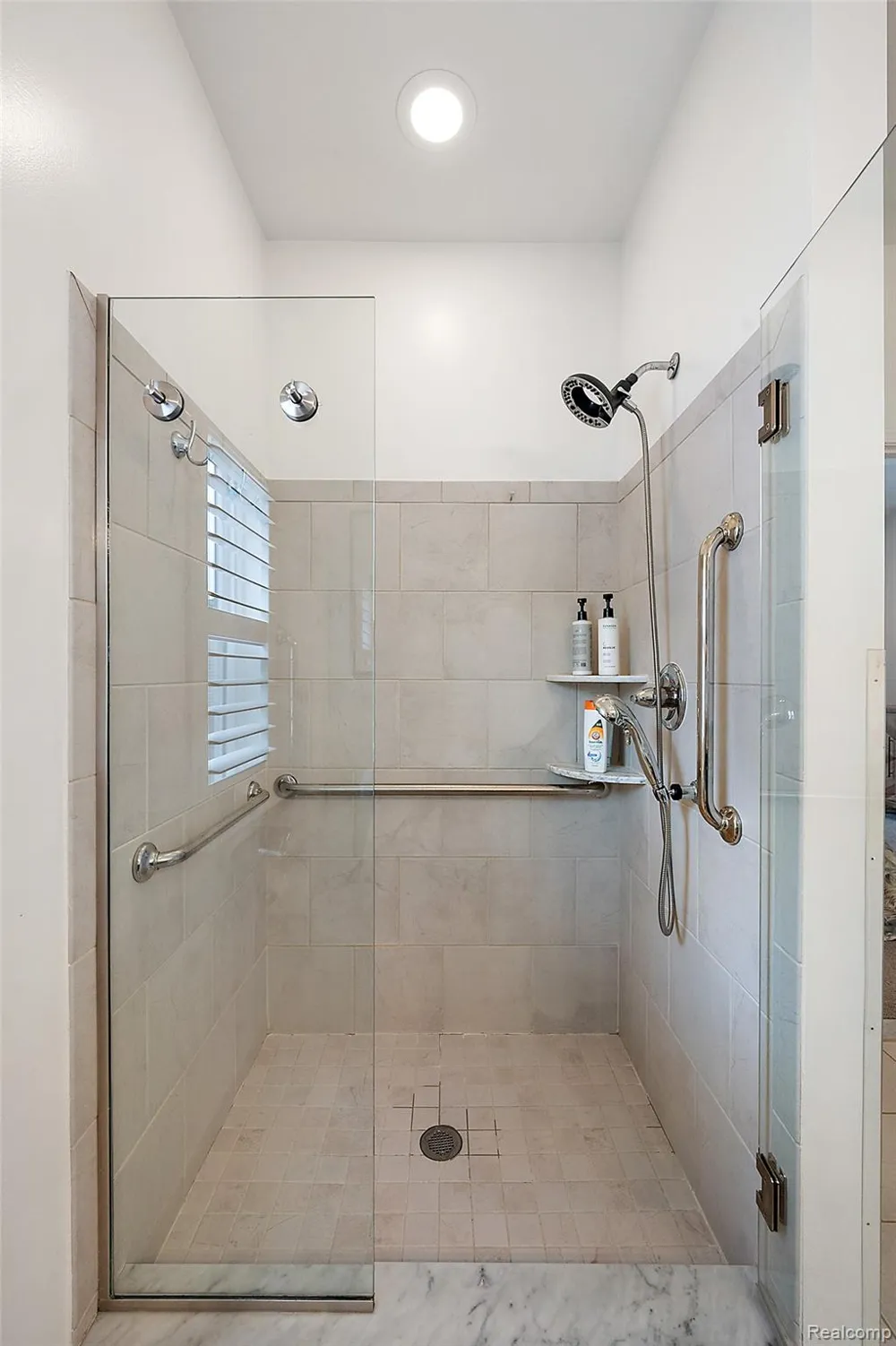3045 Bridgewater Road #5 Auburn Hills City, MI 48326