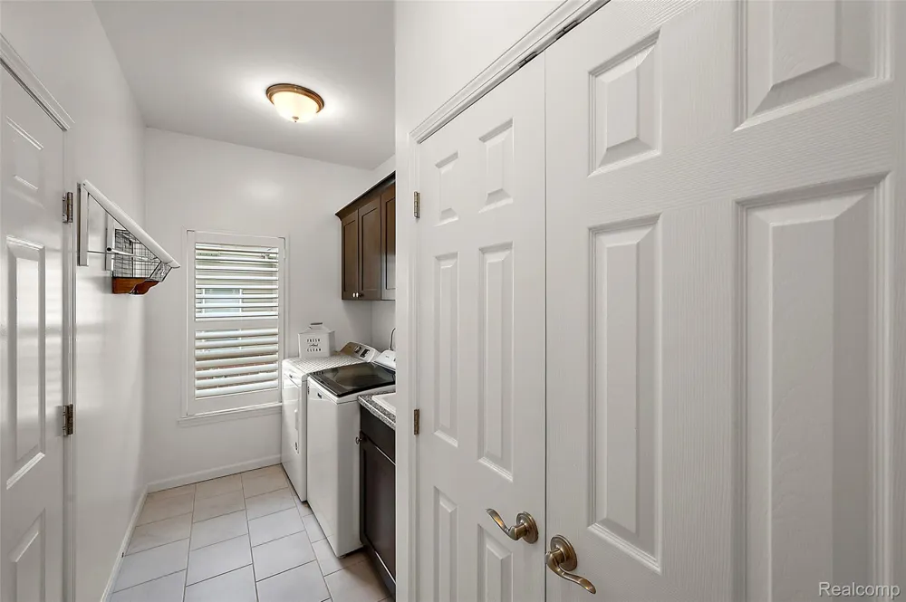 3045 Bridgewater Road #5 Auburn Hills City, MI 48326