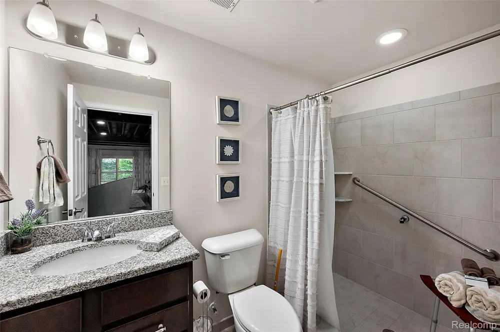 3045 Bridgewater Road #5 Auburn Hills City, MI 48326