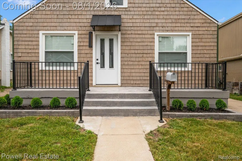 1066 Pearson Street Ferndale City, MI 48220