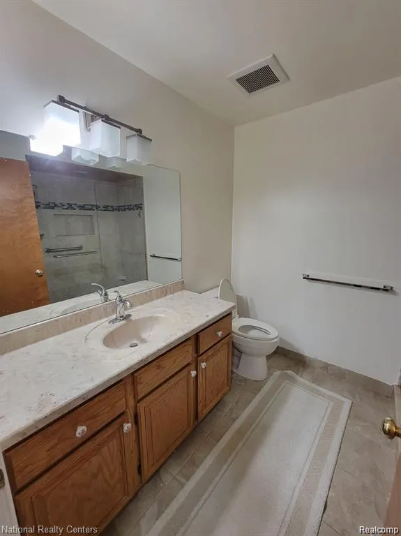37485 Stonegate Circle #75 Clinton Charter Township, MI 48036