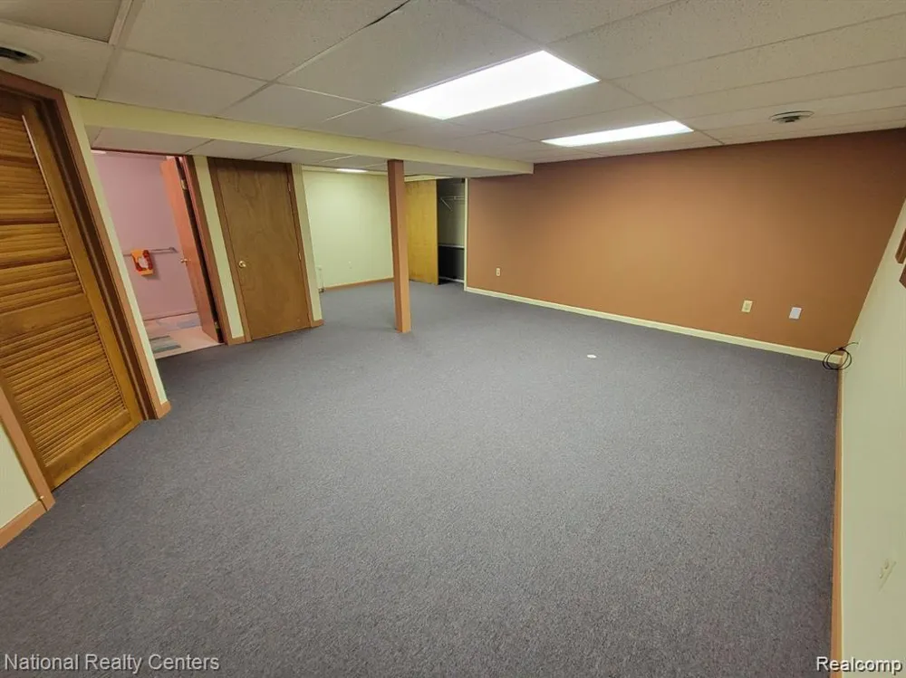 37485 Stonegate Circle #75 Clinton Charter Township, MI 48036