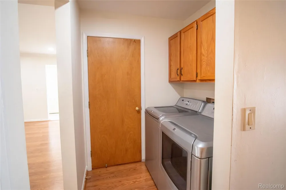 37485 Stonegate Circle #75 Clinton Charter Township, MI 48036