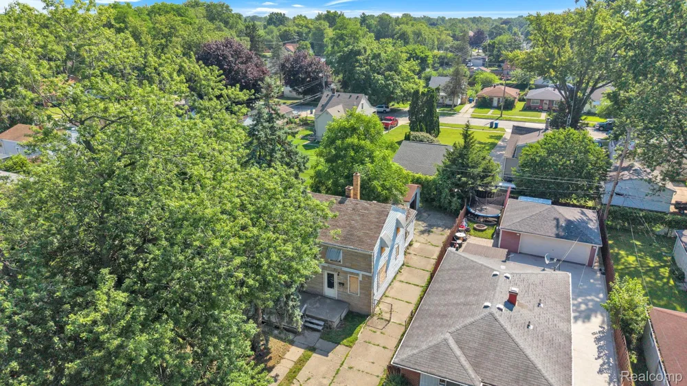 5365 Campbell Street Dearborn Heights City, MI 48125