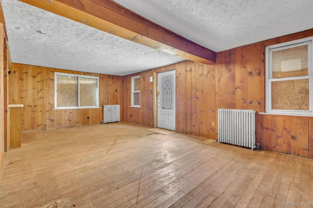 5365 Campbell Street Dearborn Heights City, MI 48125
