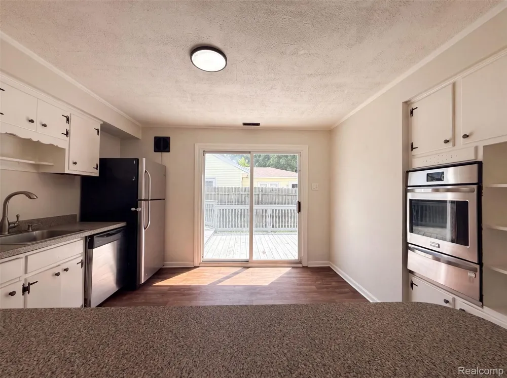 26375 Normandy Street Roseville City, MI 48066