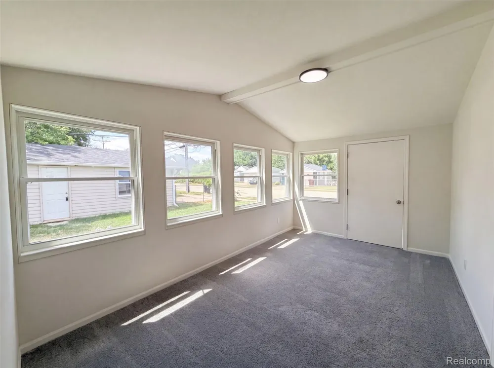 26375 Normandy Street Roseville City, MI 48066