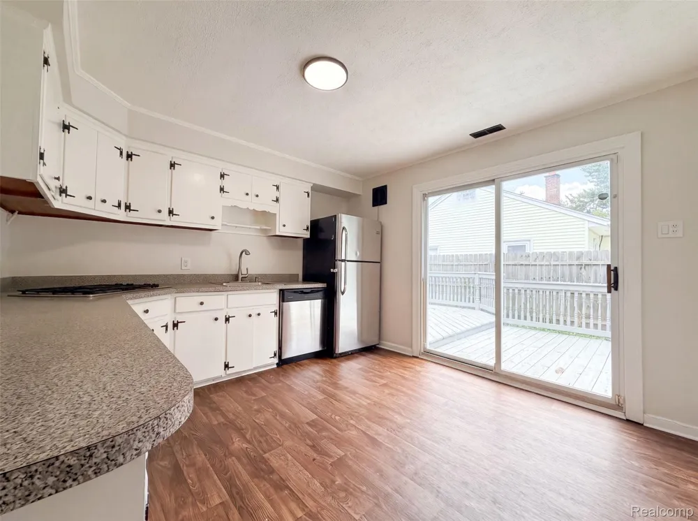 26375 Normandy Street Roseville City, MI 48066