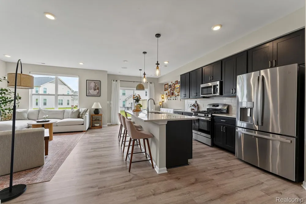 506 Maize Loop Saline Township, MI 48176