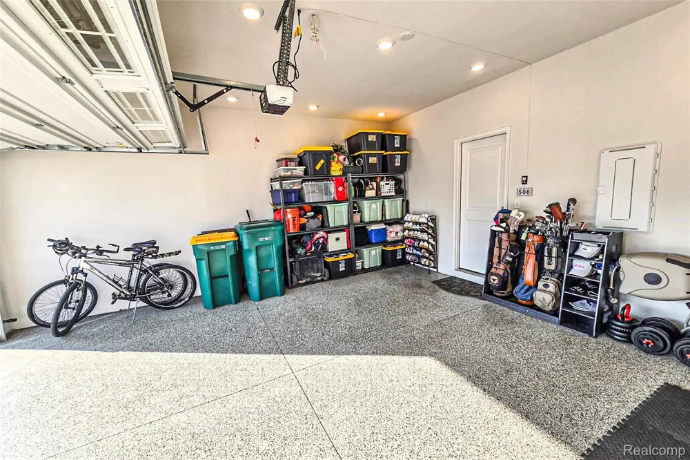 506 Maize Loop Saline Township, MI 48176