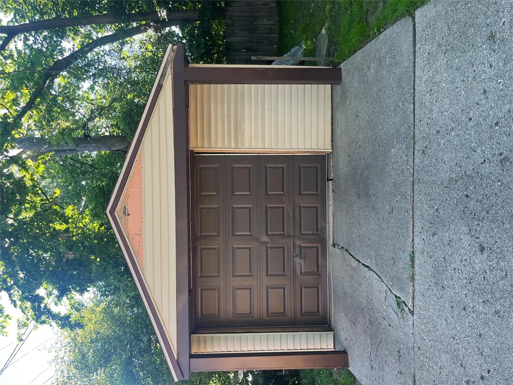 18603 Curtis Street Detroit City, MI 48219