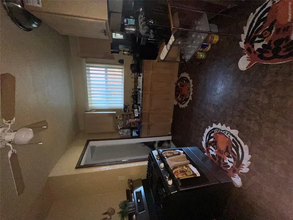 18603 Curtis Street Detroit City, MI 48219