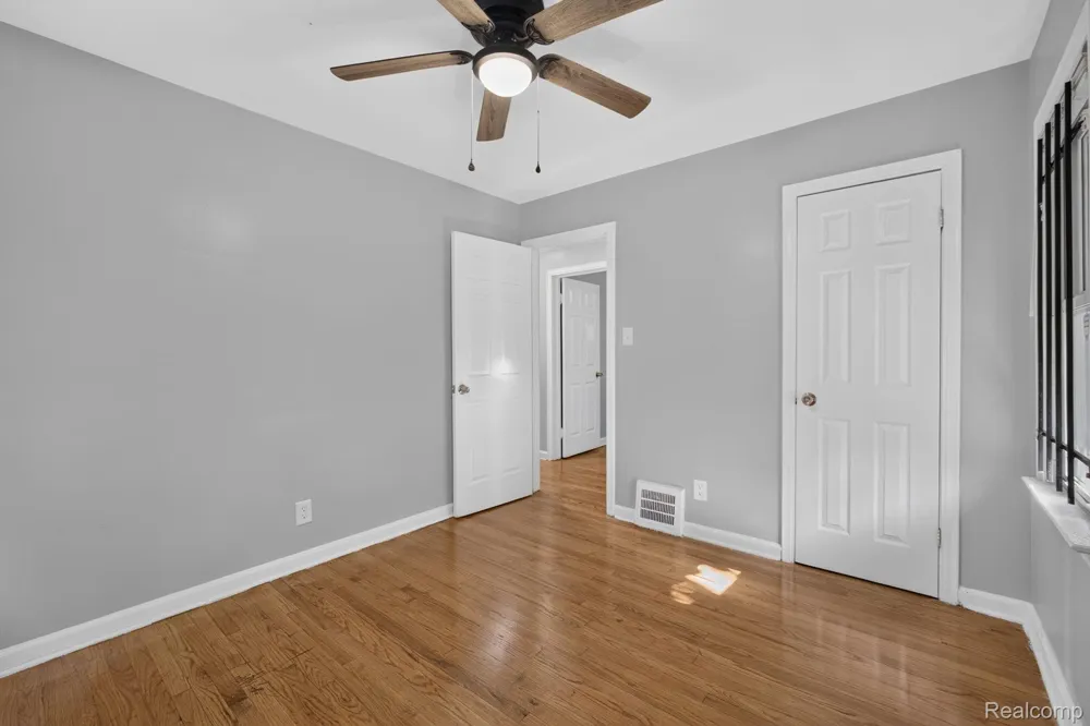 20206 Greeley Street Detroit City, MI 48203
