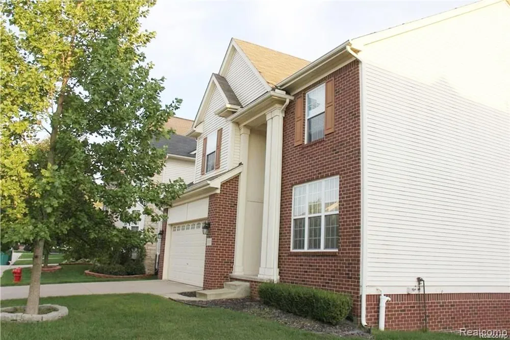 51157 MAYFAIR Novi City, MI 48374