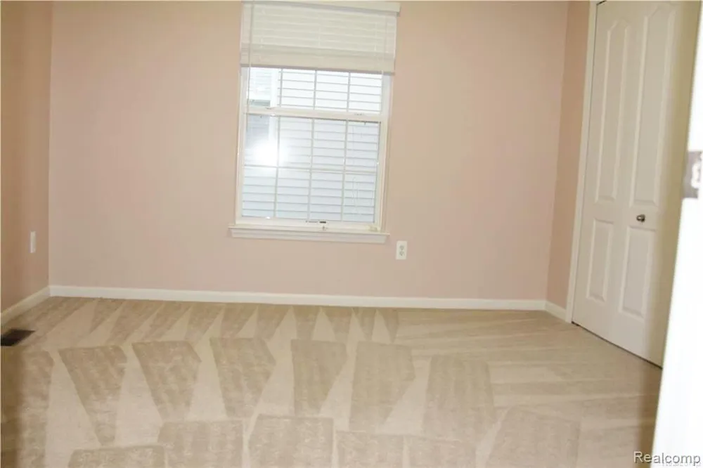 51157 MAYFAIR Novi City, MI 48374