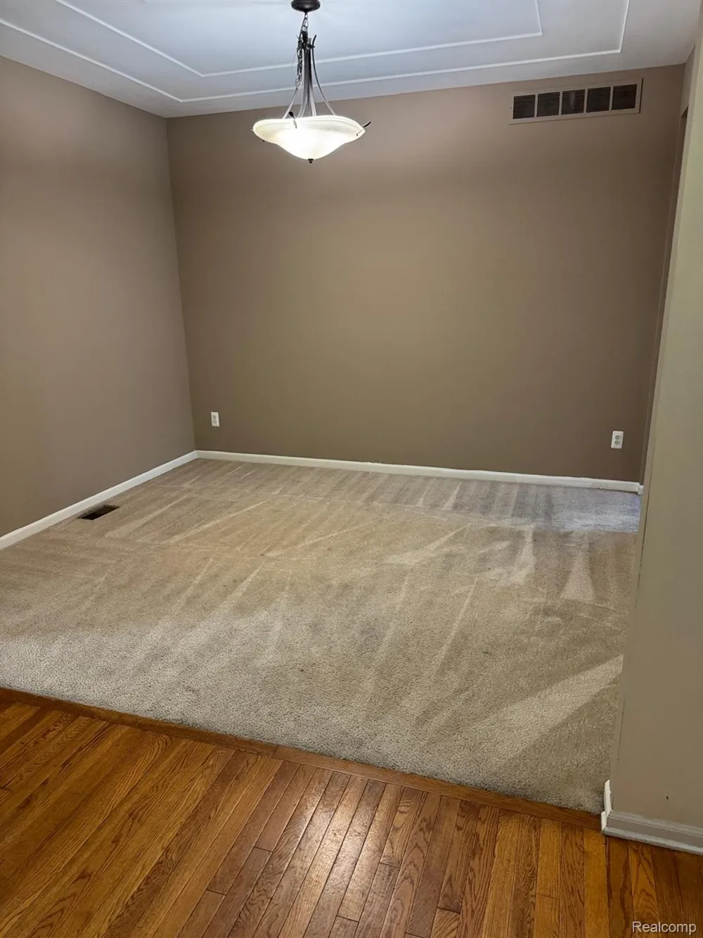 51157 MAYFAIR Novi City, MI 48374