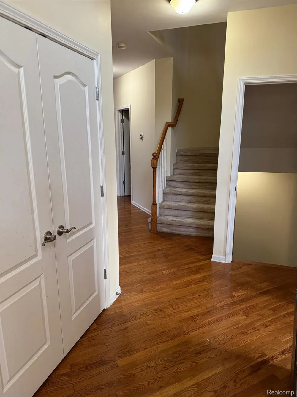 51157 MAYFAIR Novi City, MI 48374