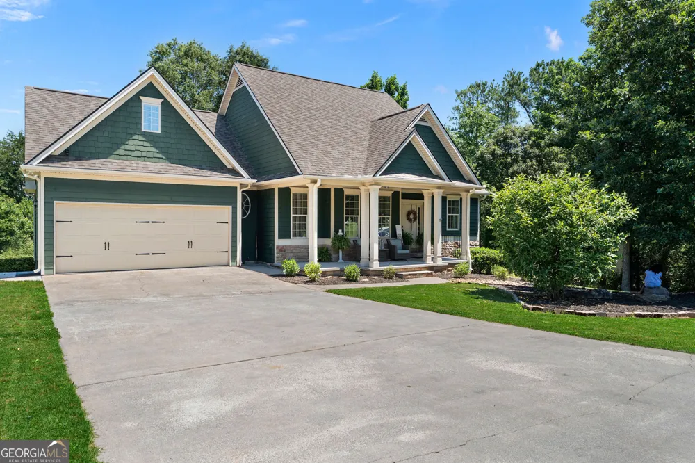 130 Riverboat DR SW Adairsville, GA 30103