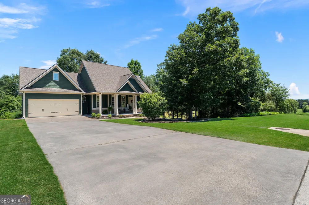 130 Riverboat DR SW Adairsville, GA 30103