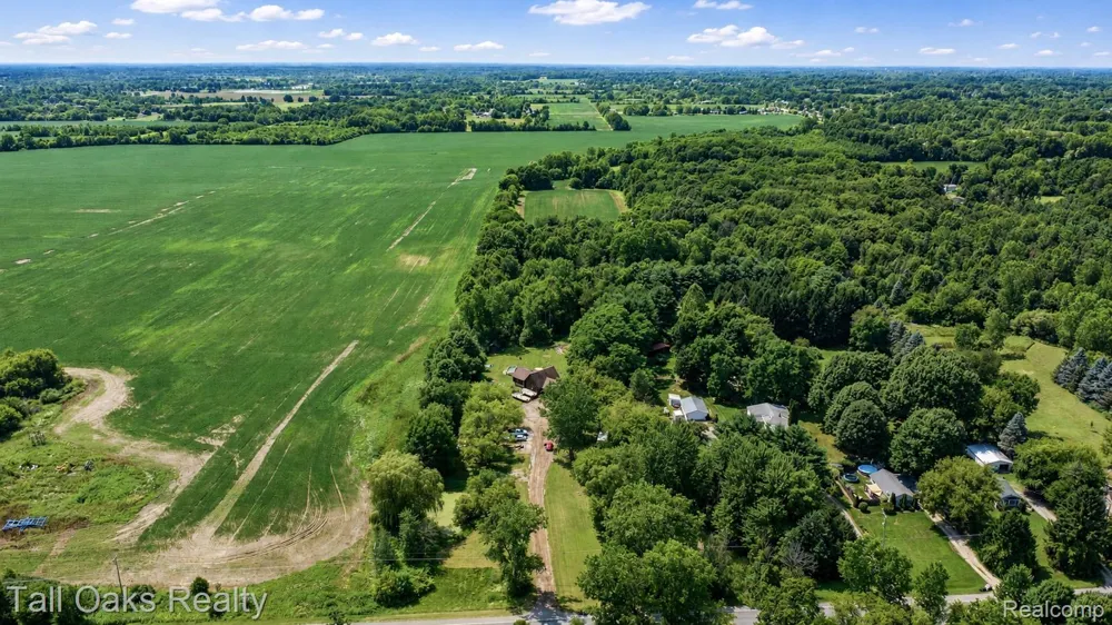 10363 Bray Road Thetford Township, MI 48420