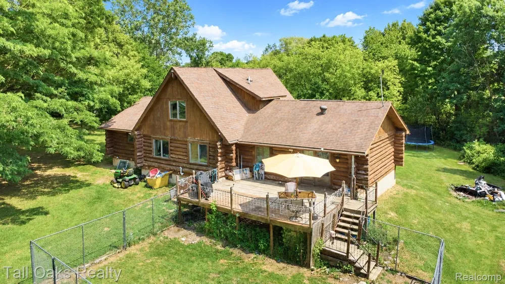 10363 Bray Road Thetford Township, MI 48420
