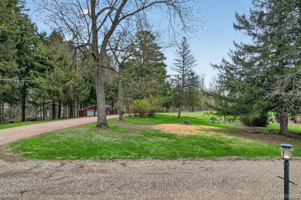 1190 Olander Drive Elba Township, MI 48446