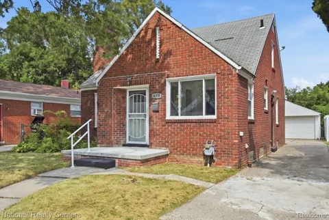 16158 Lindsay Street