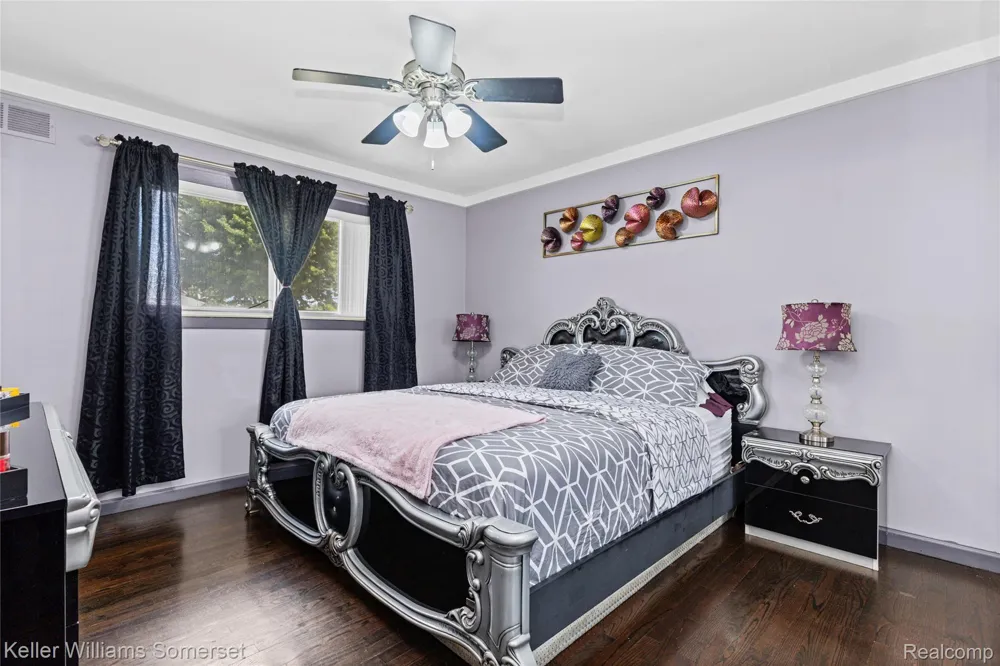 36221 Pickwick Court Sterling Heights City, MI 48310