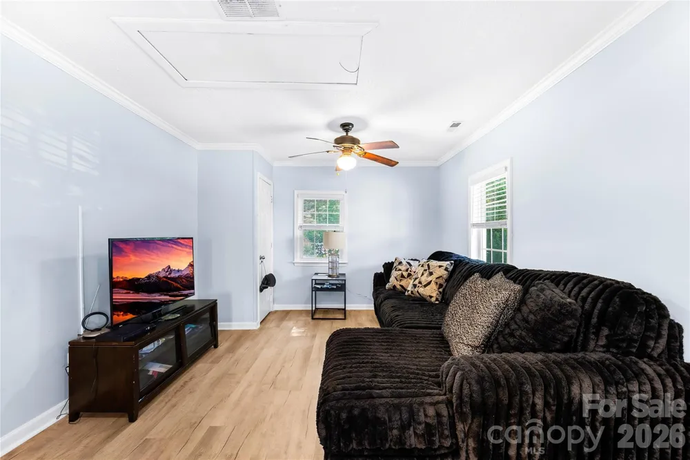 2104 Court Drive Gastonia, NC 28054