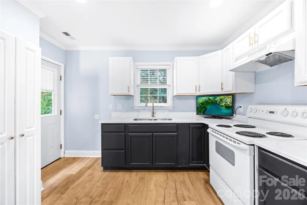 2104 Court Drive Gastonia, NC 28054