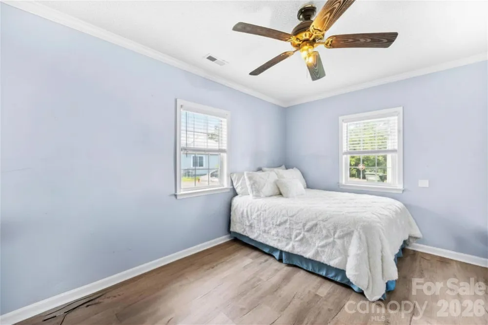 2104 Court Drive Gastonia, NC 28054