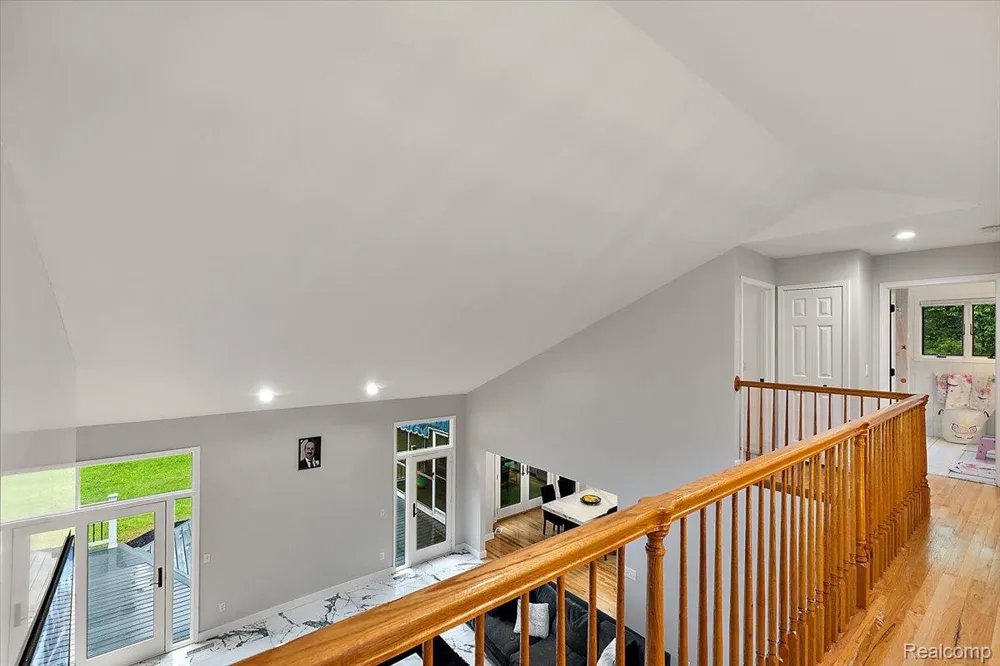 4700 Botany Glen Commerce Charter Township, MI 48382