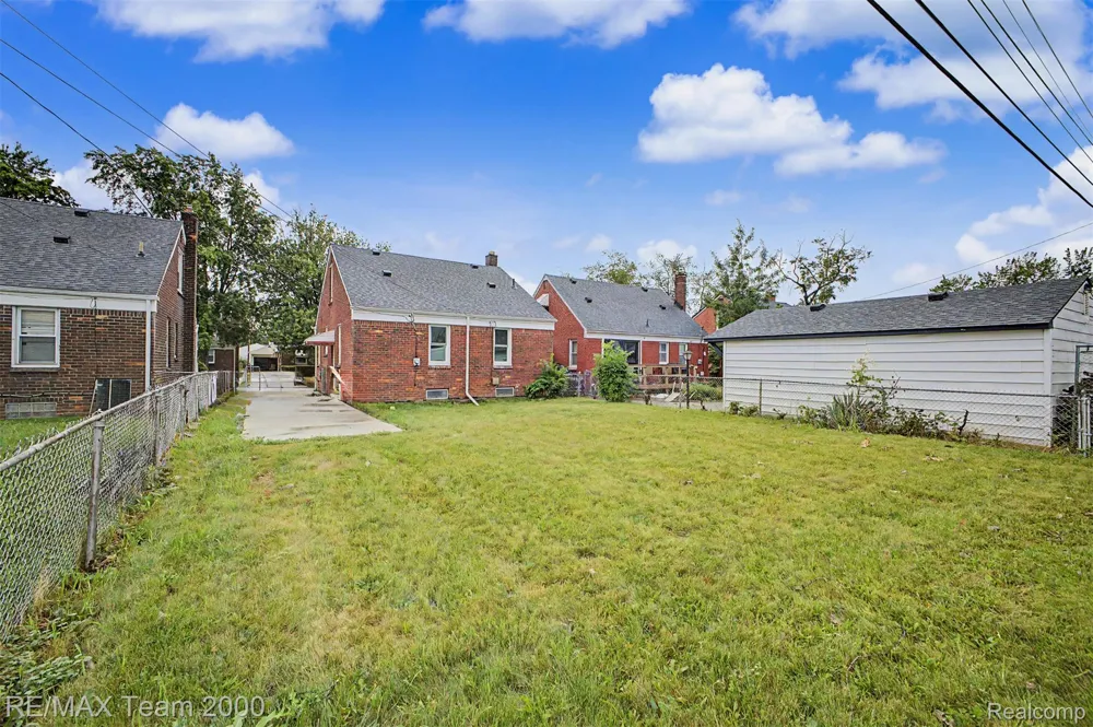 1670 Riverbank Street Lincoln Park City, MI 48146