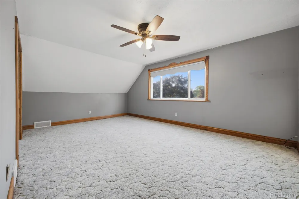 6466 Lafayette Street Dearborn Heights City, MI 48127