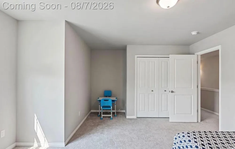 1821 Emerald Lane Wixom City, MI 48393
