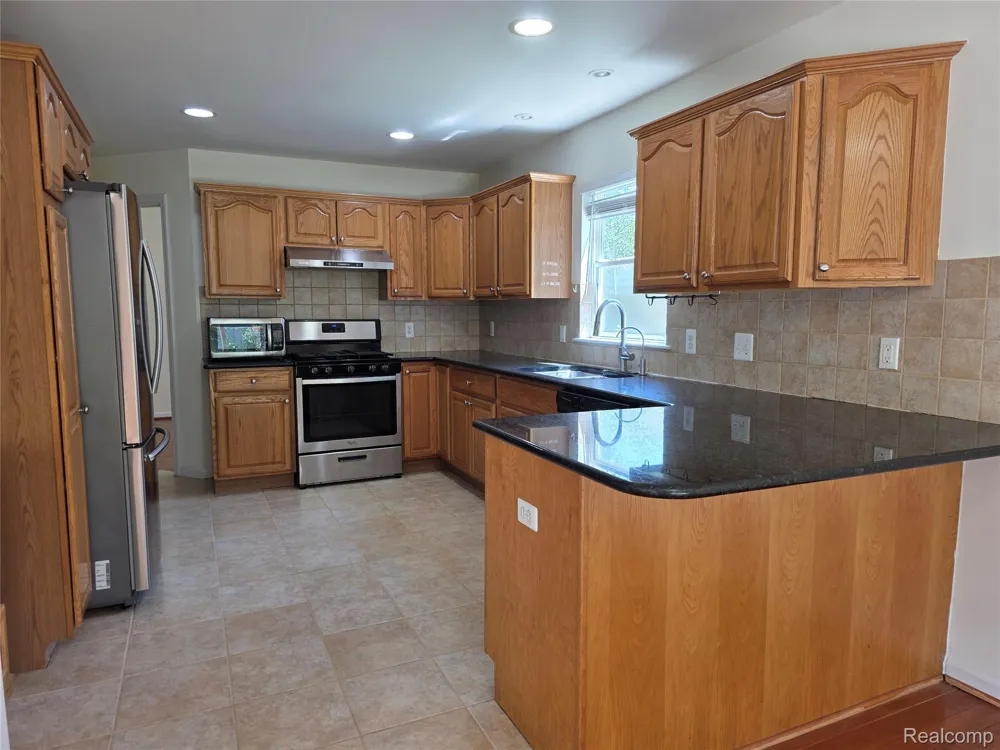 2103 Enterprise Drive Troy City, MI 48083