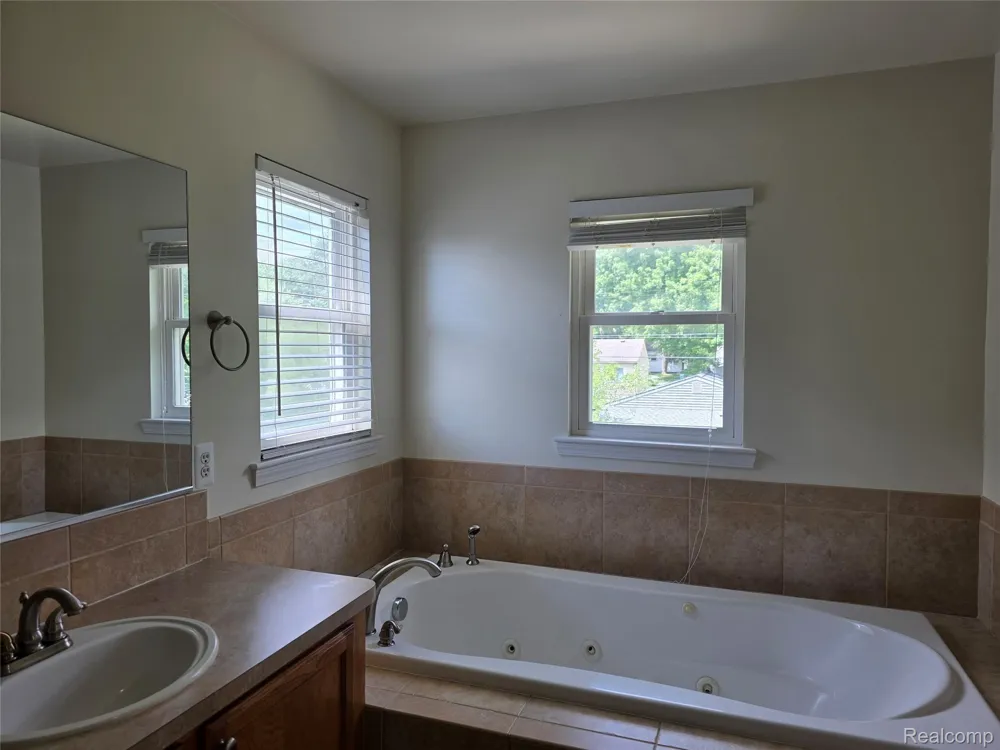 2103 Enterprise Drive Troy City, MI 48083