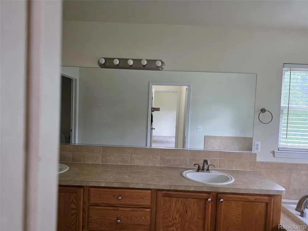 2103 Enterprise Drive Troy City, MI 48083