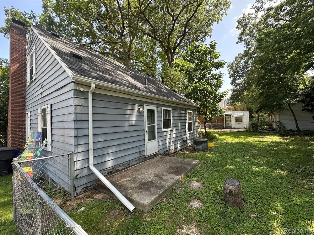 17667 Patton Street Detroit City, MI 48219