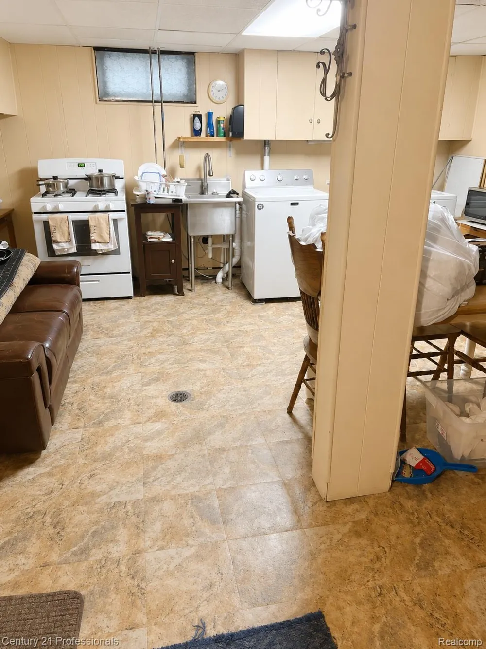 11377 Fenton Redford Charter Township, MI 48239