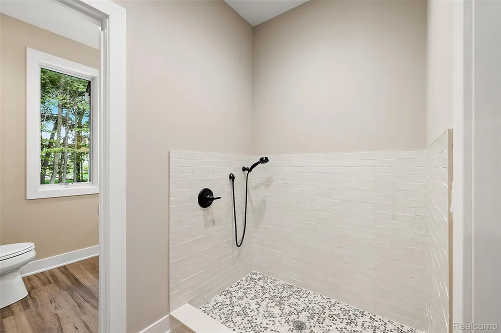 2280 Heidi Drive Addison Township, MI 48370