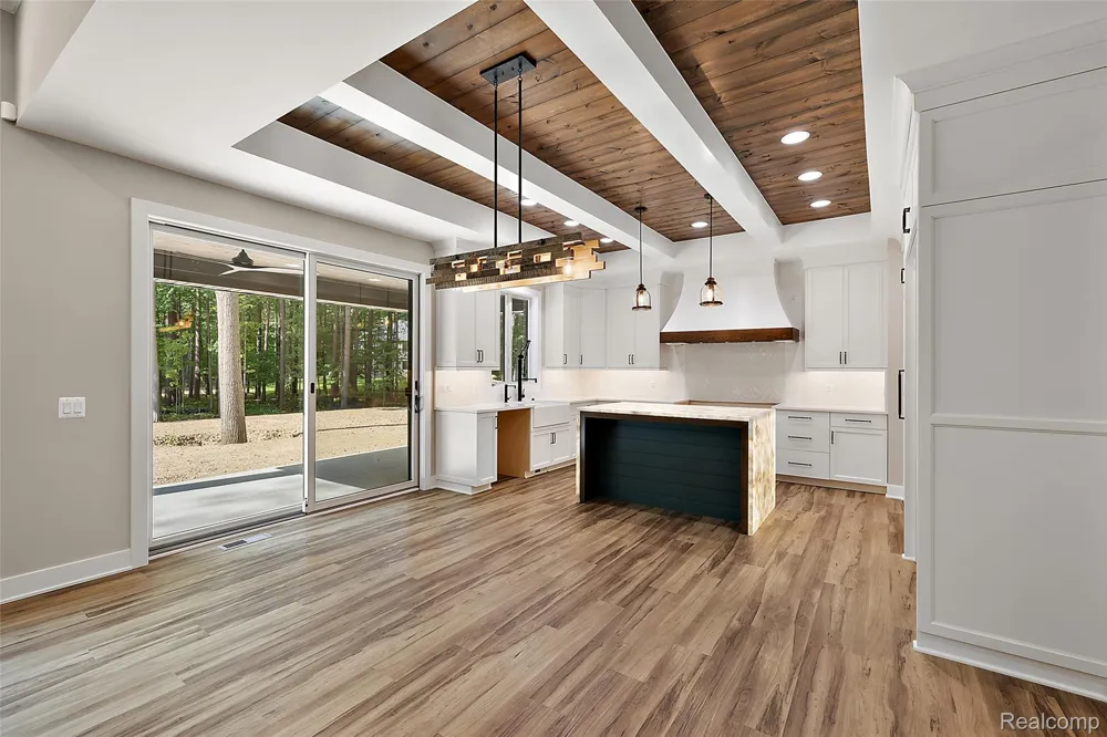 2280 Heidi Drive Addison Township, MI 48370