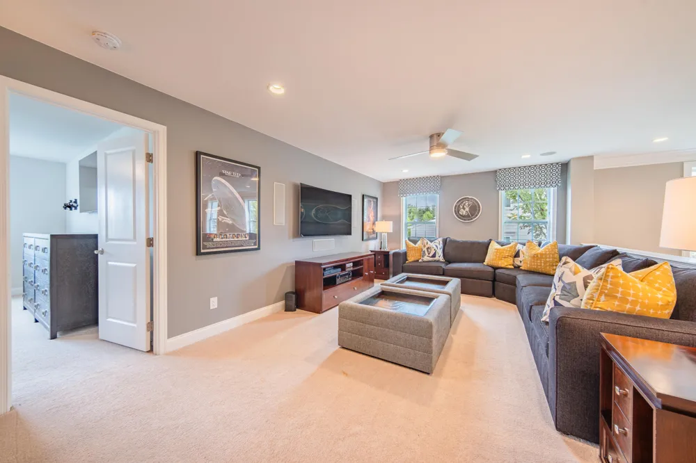 42905 Cardinal Way Novi City, MI 48375